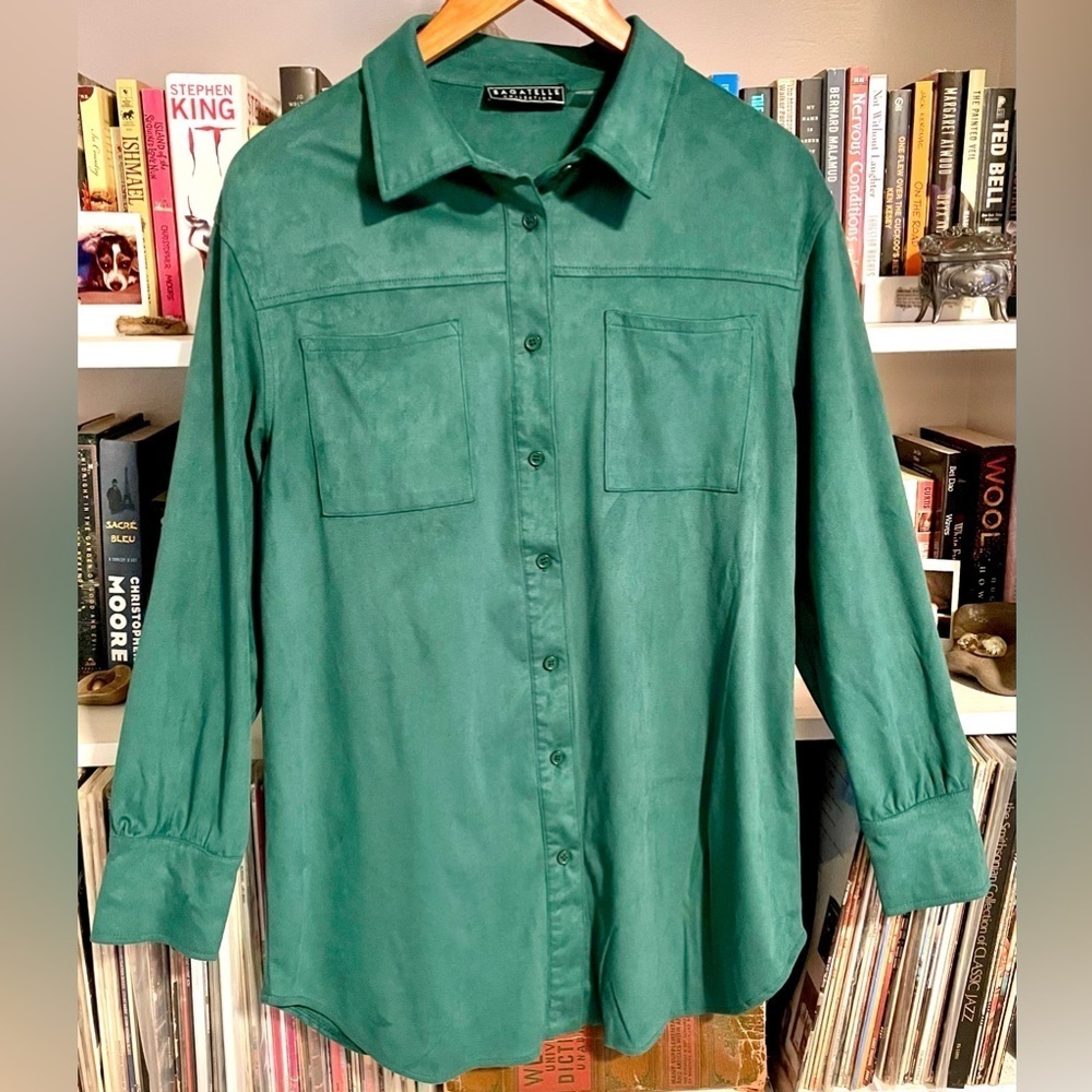 Bagatelle Collection Green Faux Suede Button Down Shirt Jacket Buttery Soft EUC